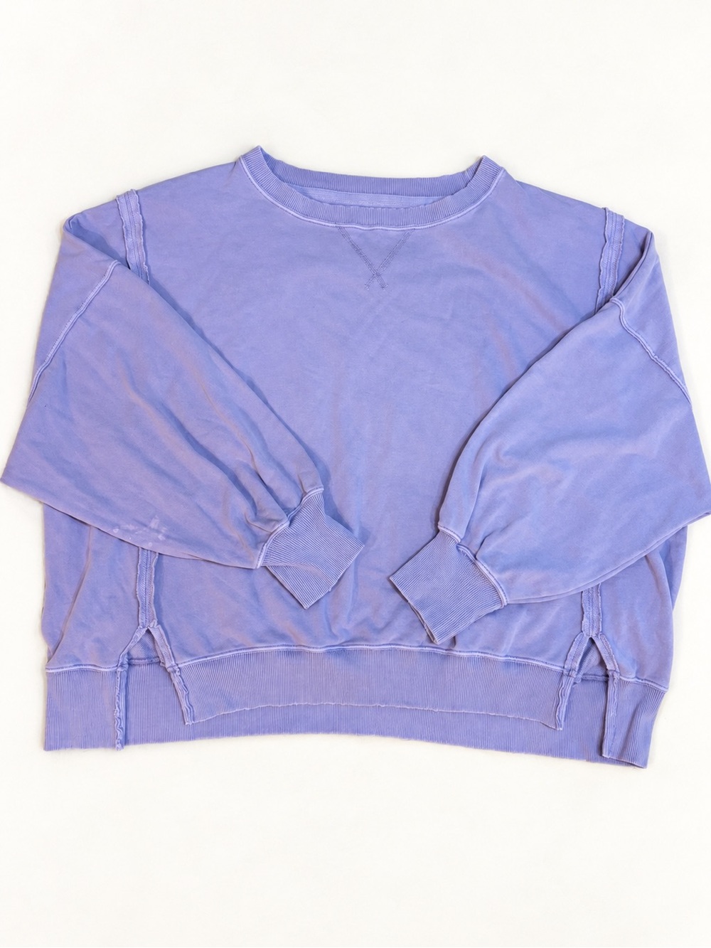 American Eagle Outfitters Lavender Crewneck Sweatshirt
